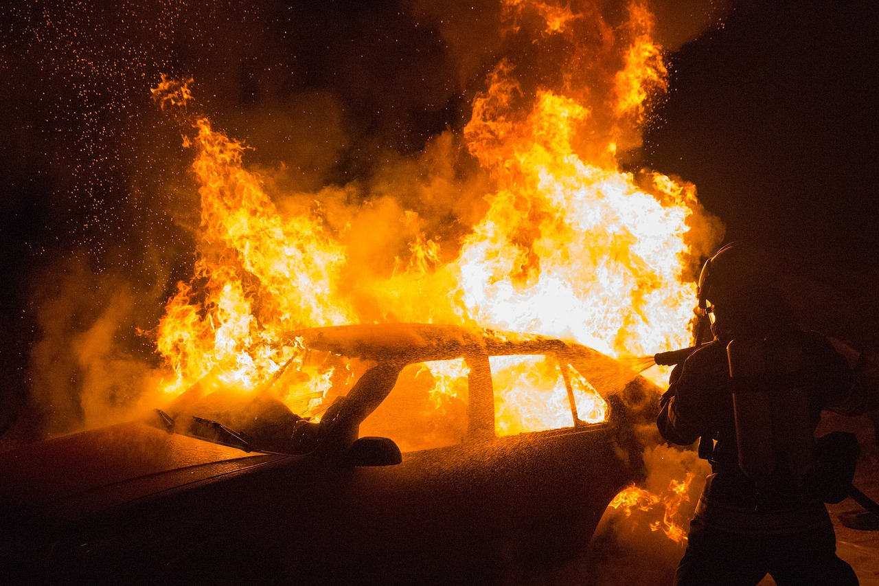 Fahrzeugbrand-Bielefeld